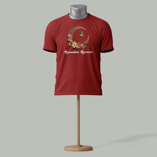 Ramadan Kareem T-Shirt – Crescent Moon & Lantern Design