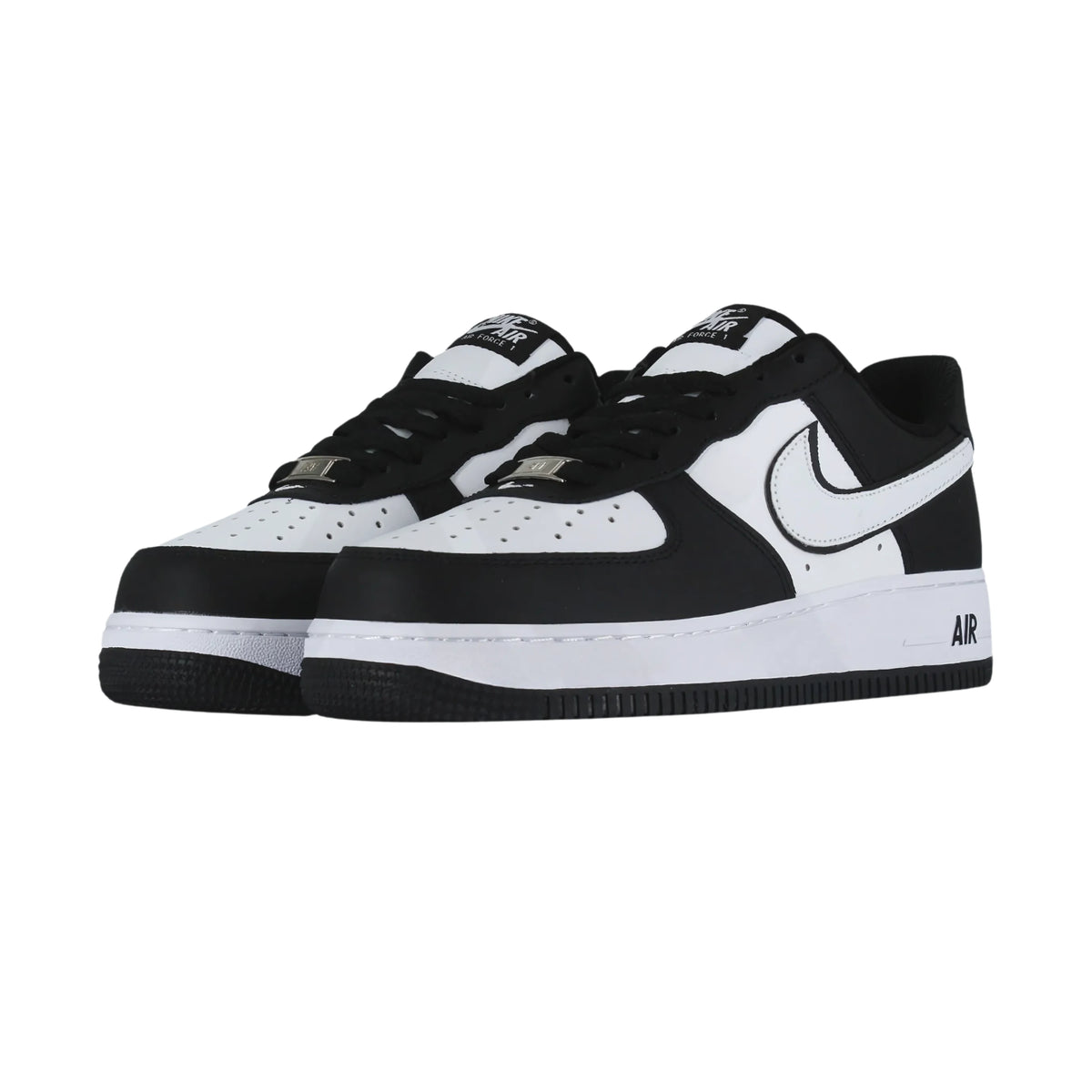Blaze Core Sneakers – Black & White Retro Streetwear (Unisex)