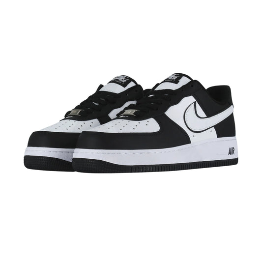 Blaze Core Sneakers – Black & White Retro Streetwear (Unisex)