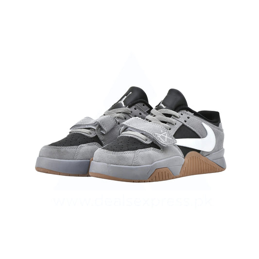 Urban Pulse – Gray, Black & White Low-Top Sneakers